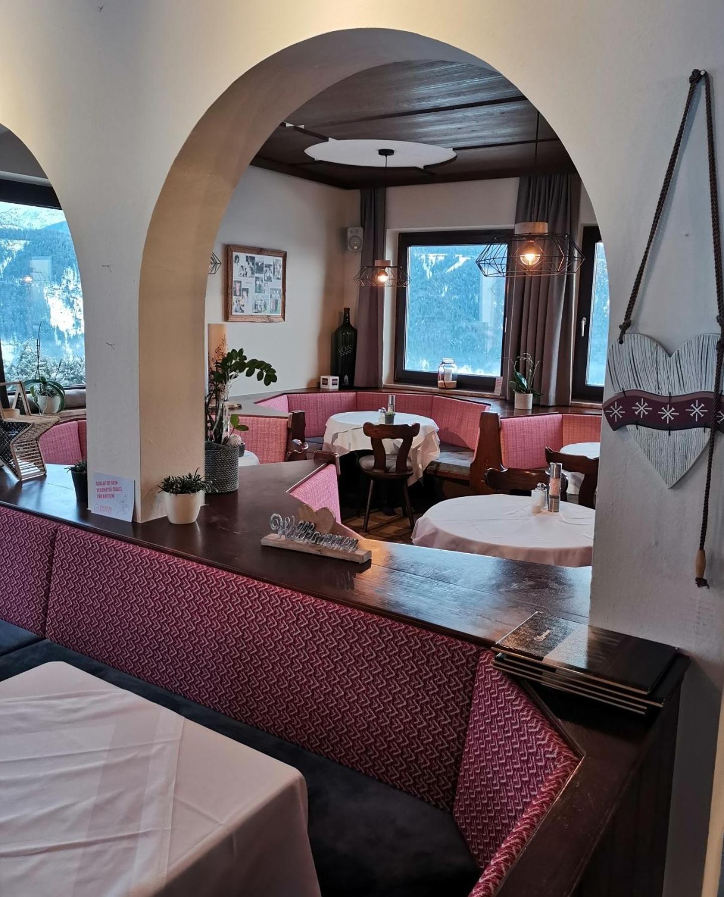 Hotel Pariente Шладминг Экстерьер фото