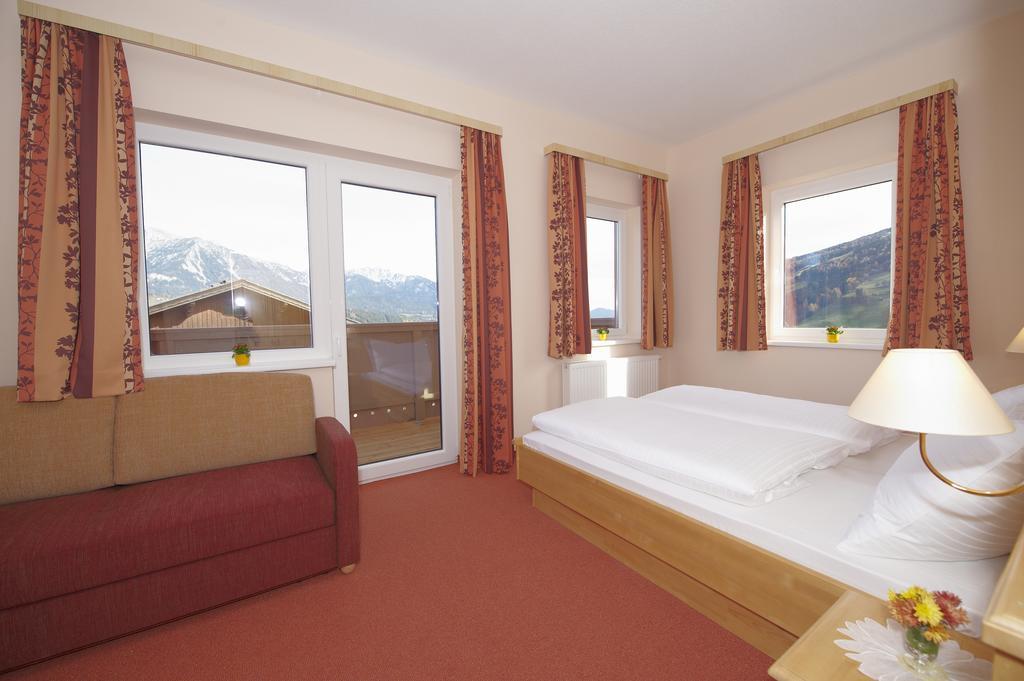 Hotel Pariente Шладминг Экстерьер фото